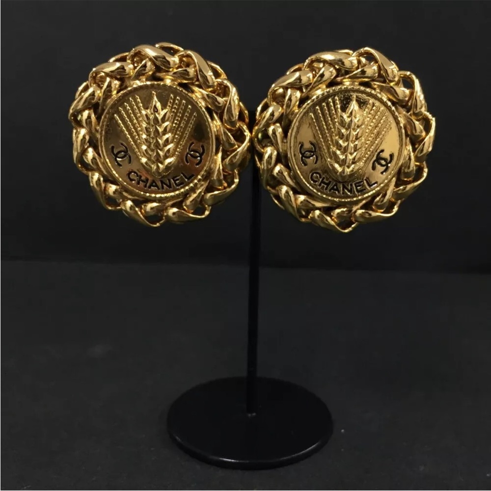 CHANEL CC Logo Ears of Wheat Gold Tone Earrings - Picture 1 of 5
